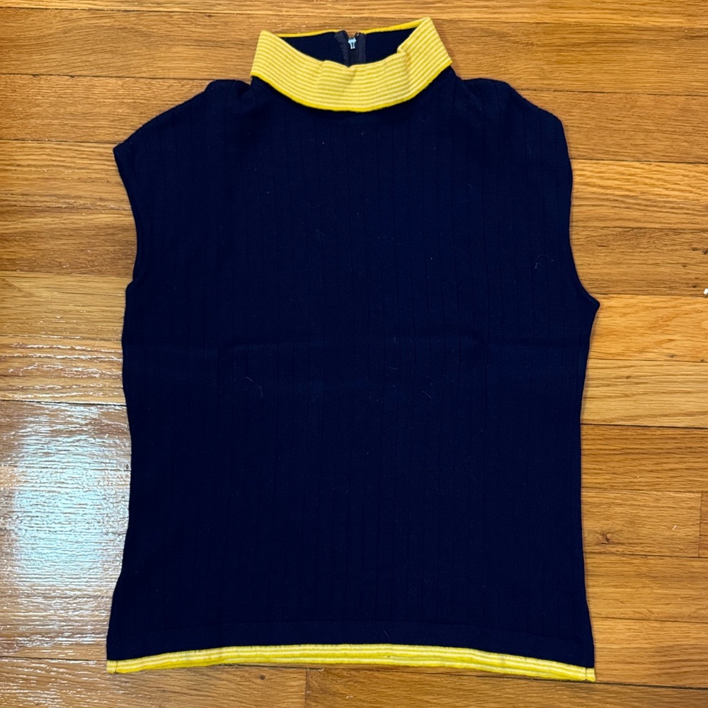 Vintage Peck & Peck Navy Sleeveless Top with Yellow Collar
